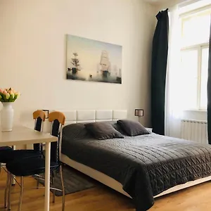 Modern Cozy In Prag